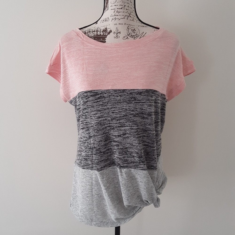 🌸HOST PICK🌸Brand new HOT sale top - Picture 3 of 4